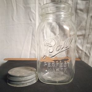 1933-60 Ball Perfect Mason w Zinc Lid